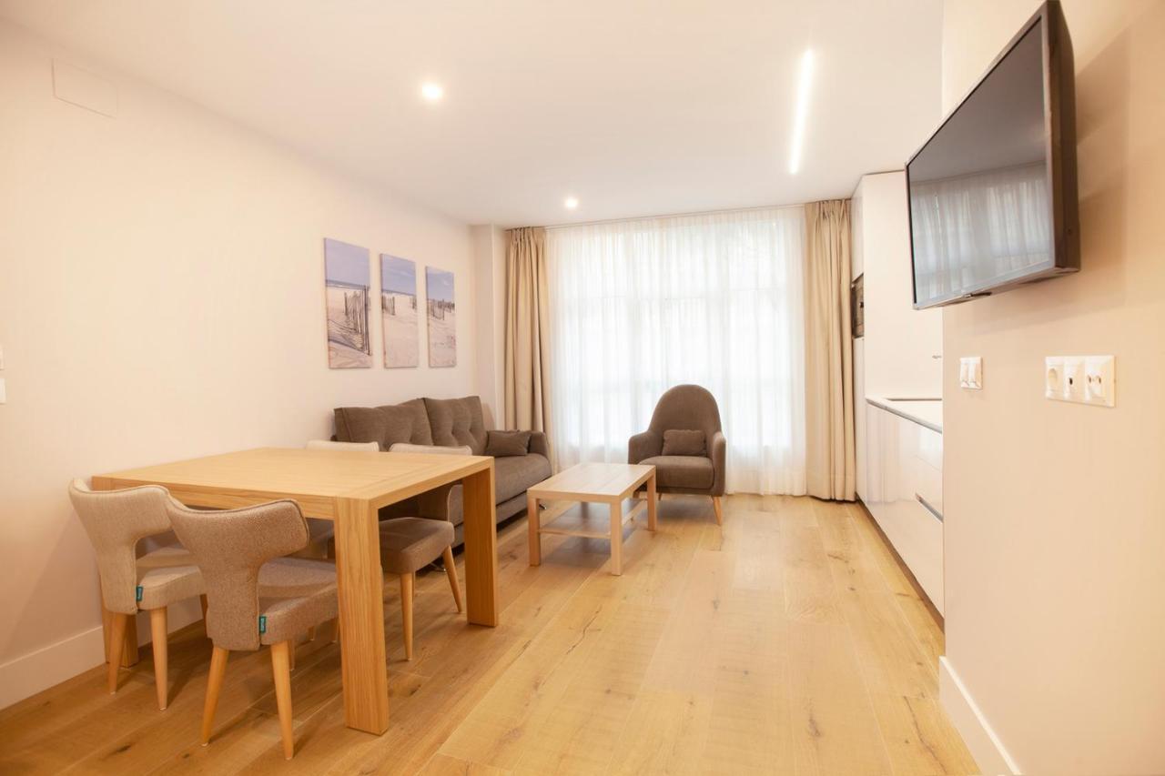 Apartamentos Reina Victoria Santander Exterior foto